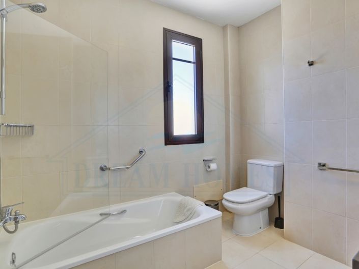 Image No.19-4 Bed Villa for sale