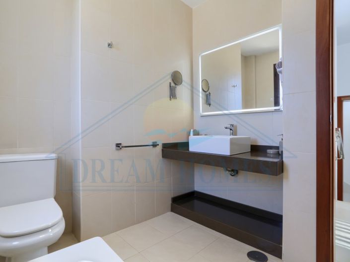 Image No.20-4 Bed Villa for sale