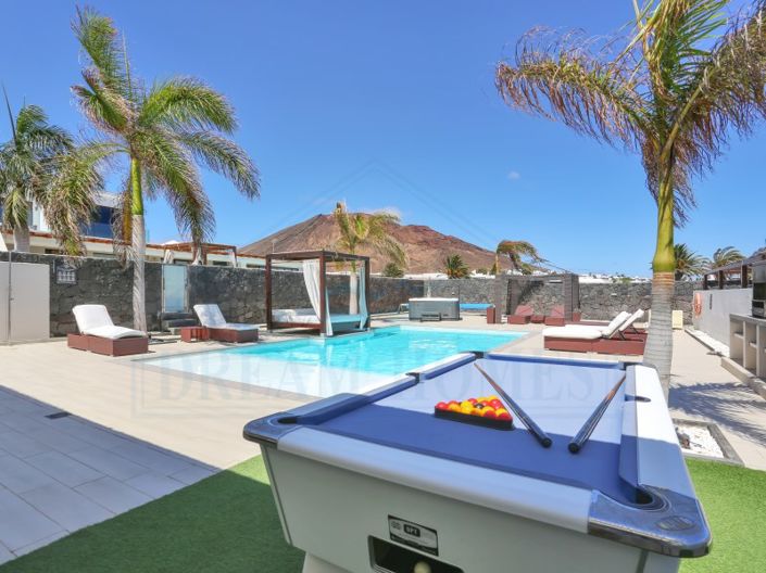 Image No.28-4 Bed Villa for sale