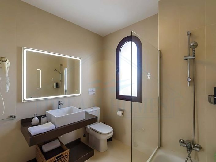 Image No.34-4 Bed Villa for sale