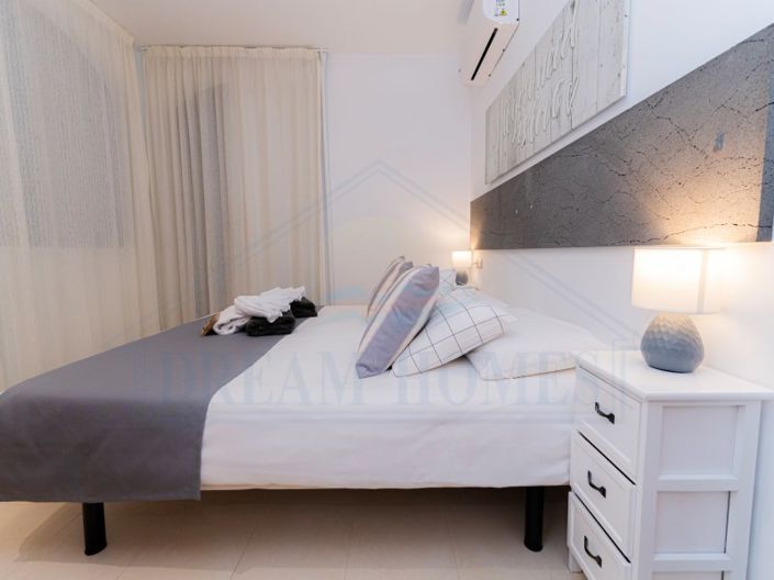 Image No.48-4 Bed Villa for sale