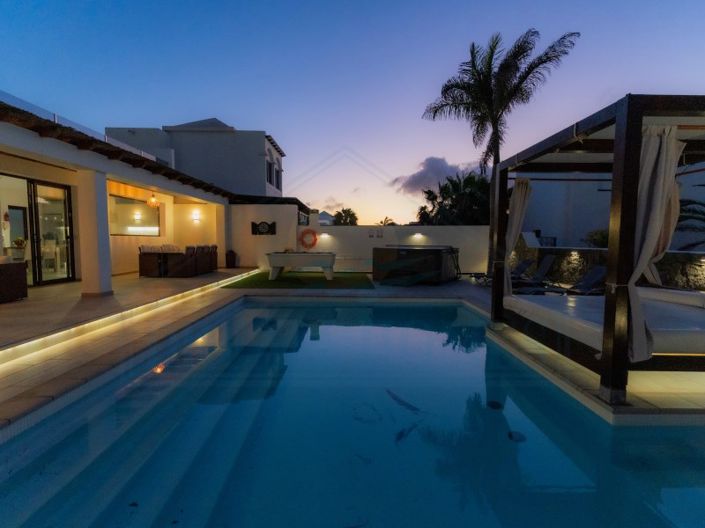 Image No.55-4 Bed Villa for sale