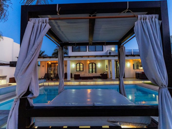 Image No.57-4 Bed Villa for sale