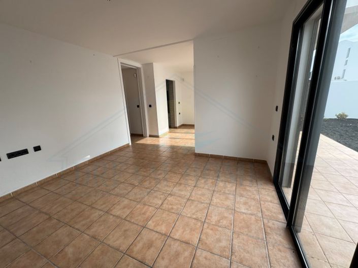 Image No.20-2 Bed Apartment for sale