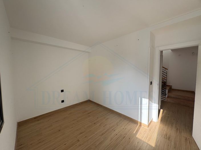 Image No.26-2 Bed Apartment for sale