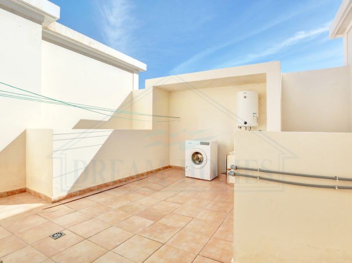 Image No.19-4 Bed Villa for sale