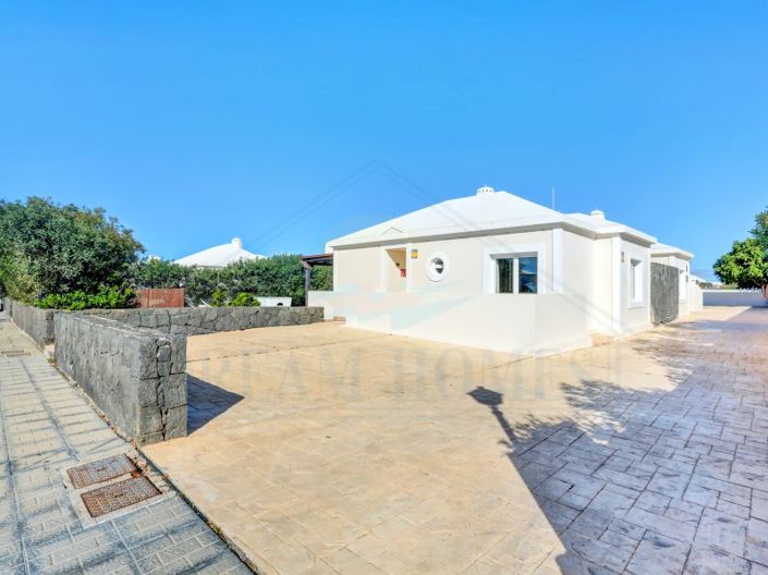 Image No.4-4 Bed Villa for sale