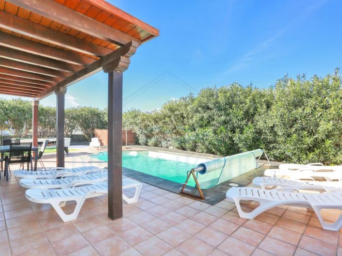 Image No.6-4 Bed Villa for sale