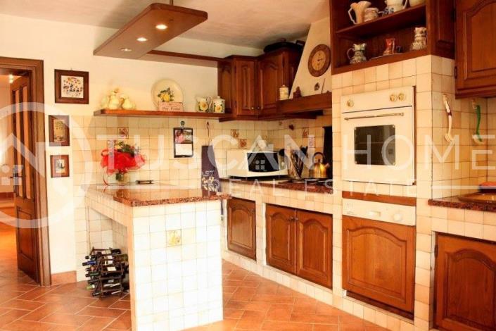 Image No.9-Ferme de 4 chambres à vendre à Barga