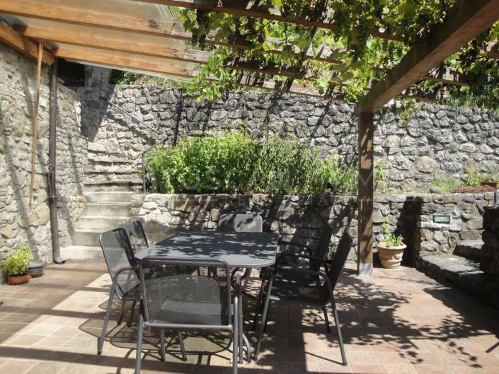 Image No.7-6 Bed Farmhouse for sale