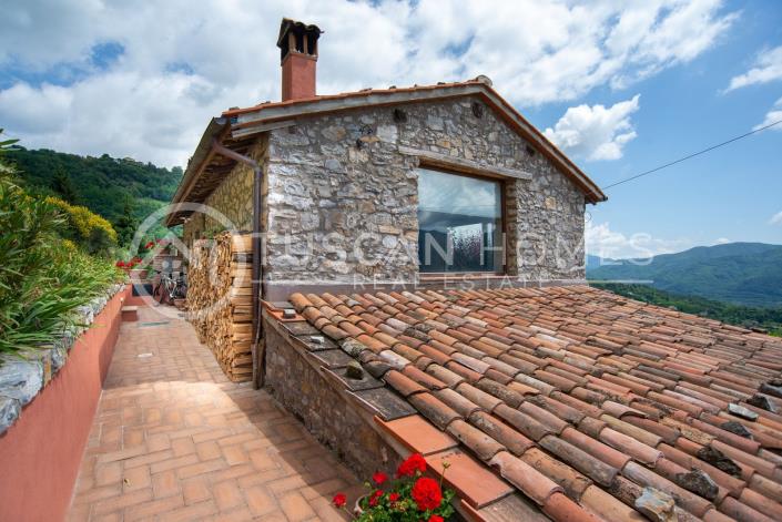 Image No.7-3 Bed Farmhouse for sale