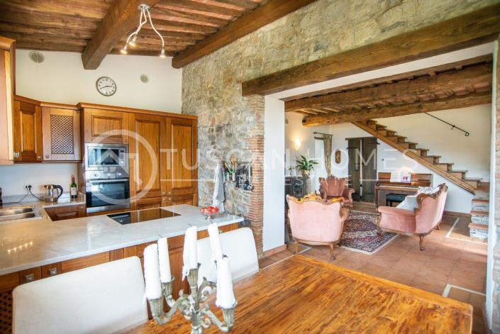 Image No.5-3 Bed Farmhouse for sale