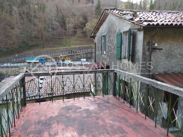 Image No.2-2 Bed Townhouse for sale