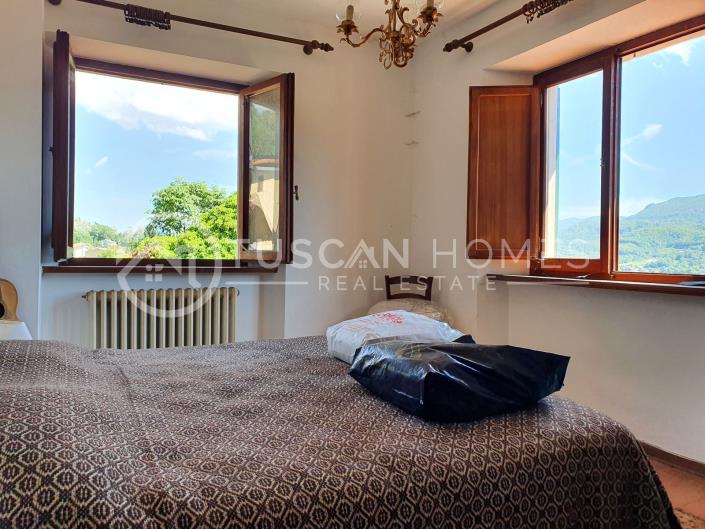 Image No.2-3 Bed House for sale