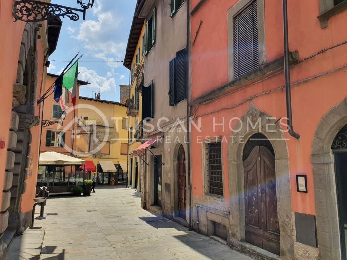 Image No.1-Appartement de 1 chambre à vendre à Castelnuovo di Garfagnana
