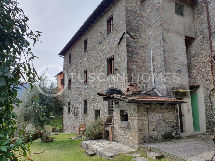 Image No.1-Maison / Villa de 4 chambres à vendre à Fabbriche Di Vallico
