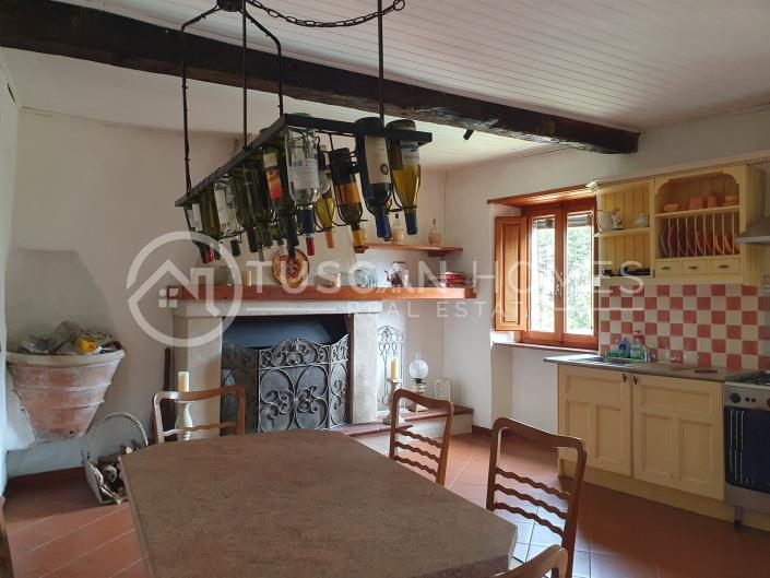 Image No.10-Maison / Villa de 4 chambres à vendre à Fabbriche Di Vallico