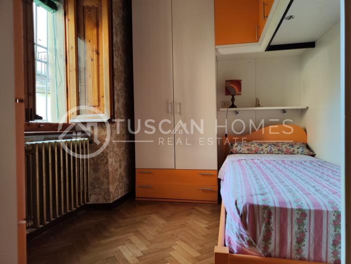 Image No.11-3 Bed Townhouse for sale