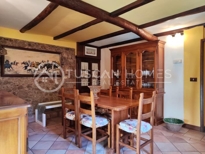 Image No.21-4 Bed Farmhouse for sale