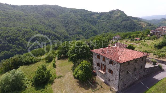 Image No.1-Maison / Villa de 4 chambres à vendre à Fosciandora