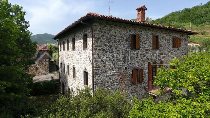 Image No.9-4 Bed House/Villa for sale