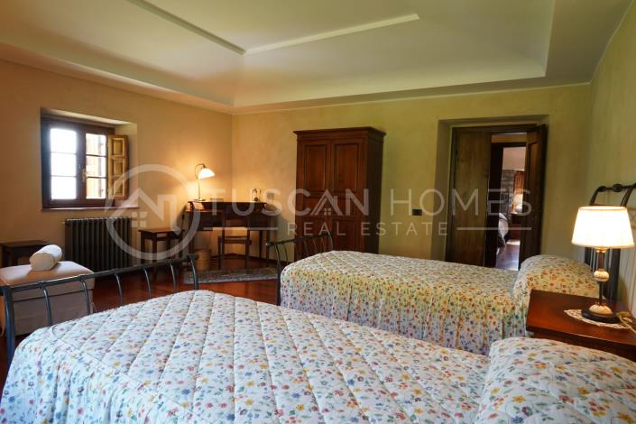 Image No.10-4 Bed House/Villa for sale