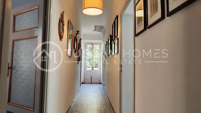 Image No.10-3 Bed Apartment for sale