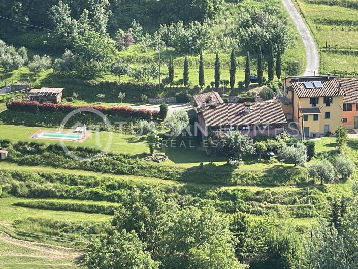 Image No.7-4 Bed Farmhouse for sale