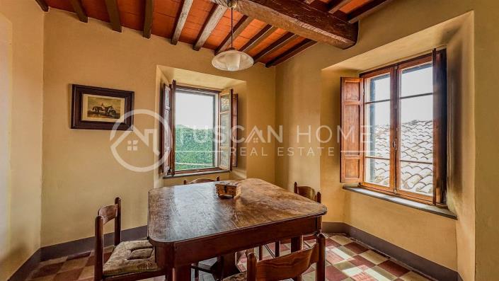 Image No.13-4 Bed Townhouse for sale