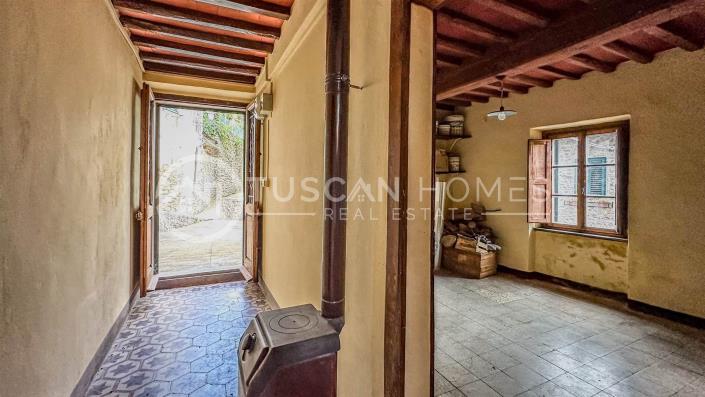 Image No.38-4 Bed Townhouse for sale