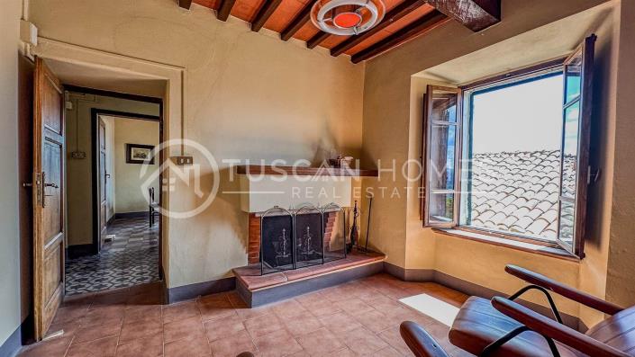 Image No.40-4 Bed Townhouse for sale