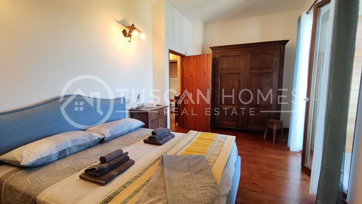 Image No.4-2 Bed Chalet for sale