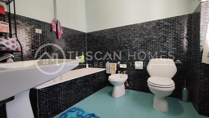 Image No.23-4 Bed Villa for sale