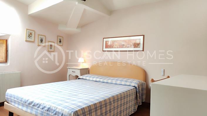 Image No.12-9 Bed Hotel for sale