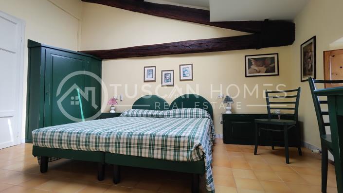 Image No.16-9 Bed Hotel for sale