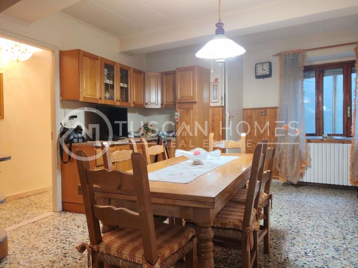 Image No.6-2 Bed Townhouse for sale