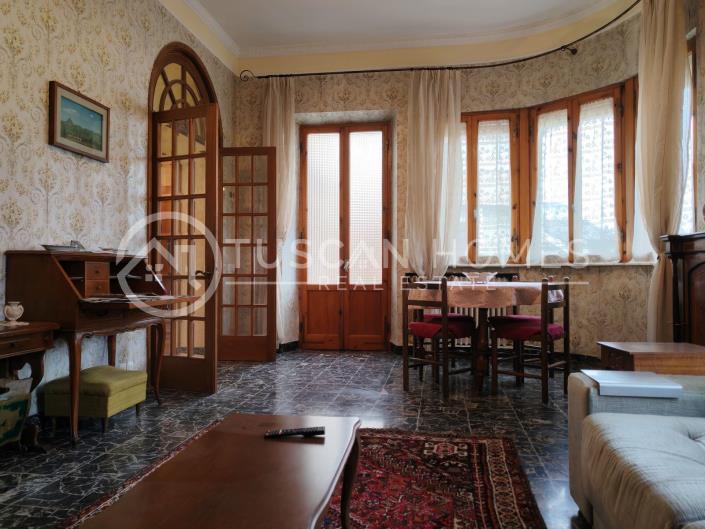 Image No.9-3 Bed Semi-Detached for sale