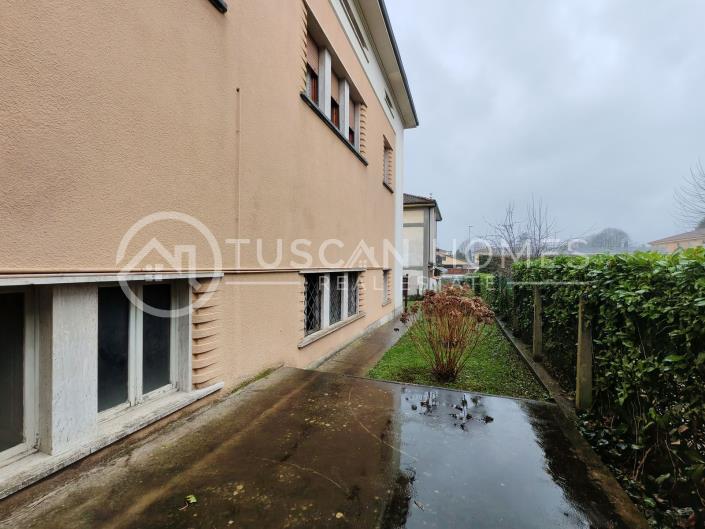 Image No.18-3 Bed Semi-Detached for sale