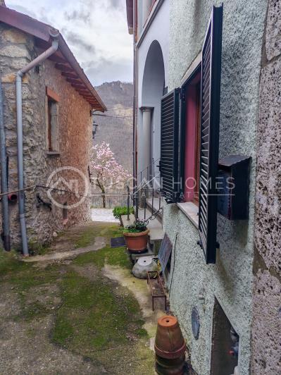 Image No.6-Maison de ville de 2 chambres à vendre à Gallicano