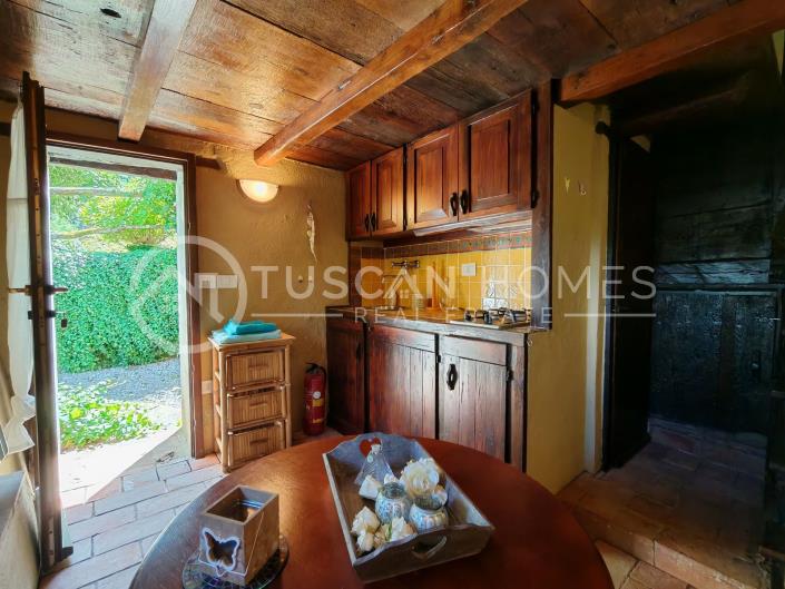 Image No.14-3 Bed Farmhouse for sale