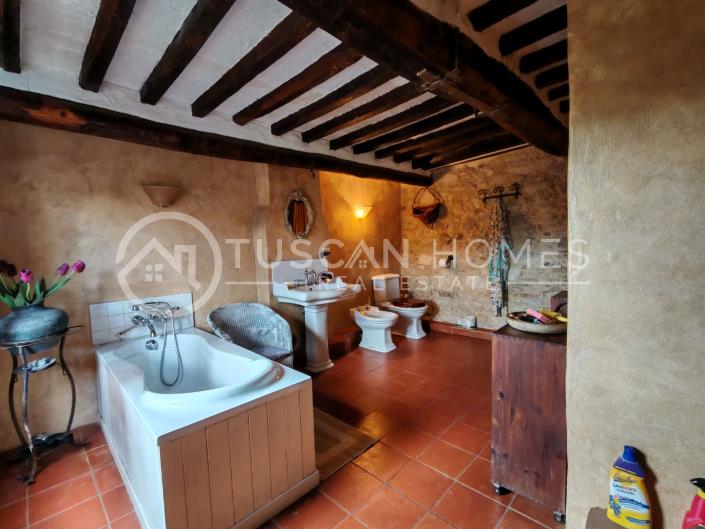 Image No.3-3 Bed Country House for sale