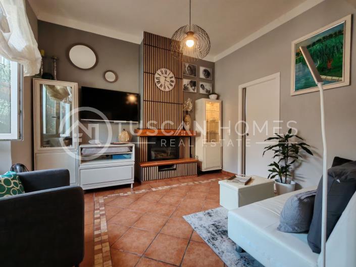 Image No.4-5 Bed House/Villa for sale