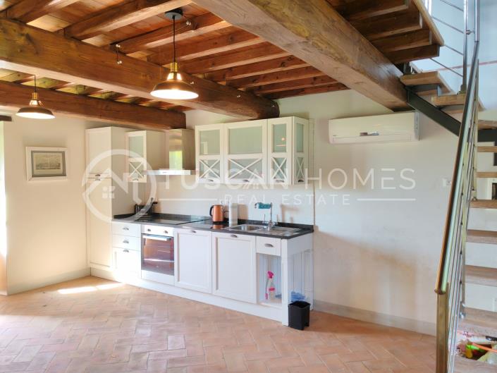 Image No.11-6 Bed Farmhouse for sale