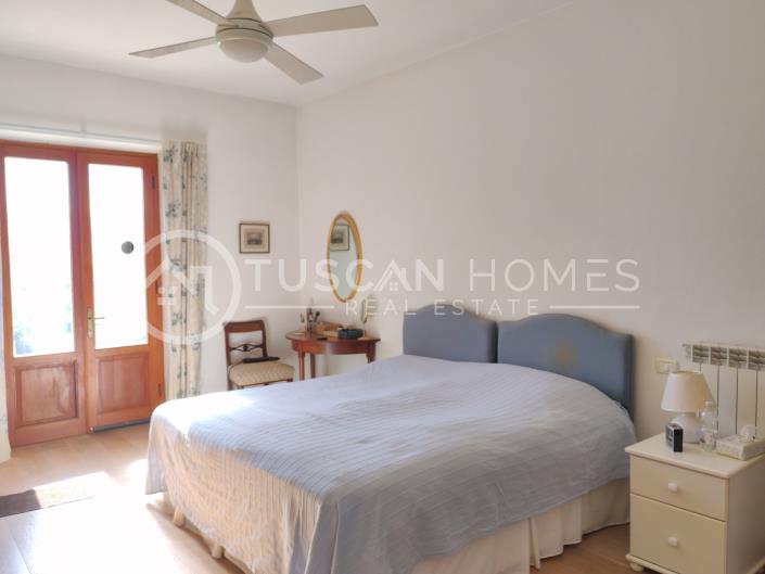 Image No.9-4 Bed Villa for sale