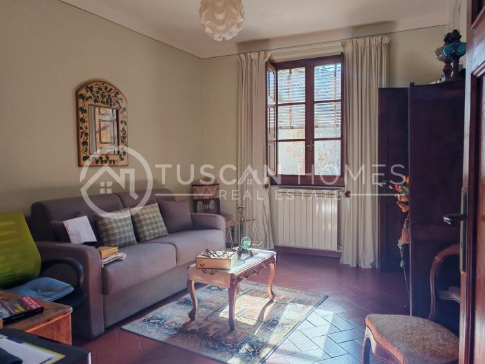 Image No.12-2 Bed Apartment for sale