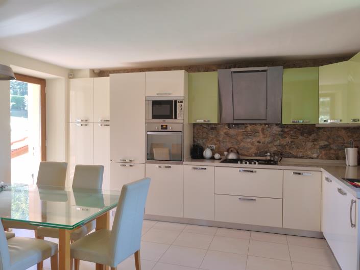 Image No.3-3 Bed Villa for sale