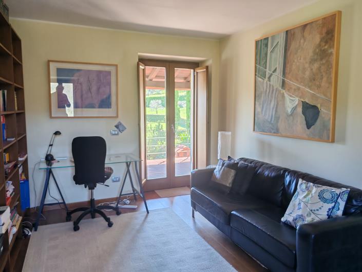 Image No.18-3 Bed Villa for sale