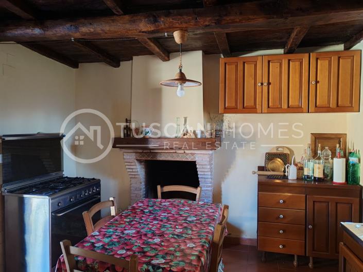 Image No.4-6 Bed Farmhouse for sale