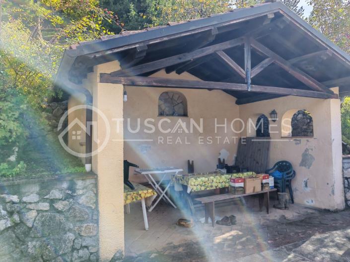 Image No.9-6 Bed Farmhouse for sale