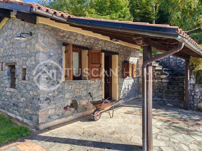 Image No.5-6 Bed Farmhouse for sale